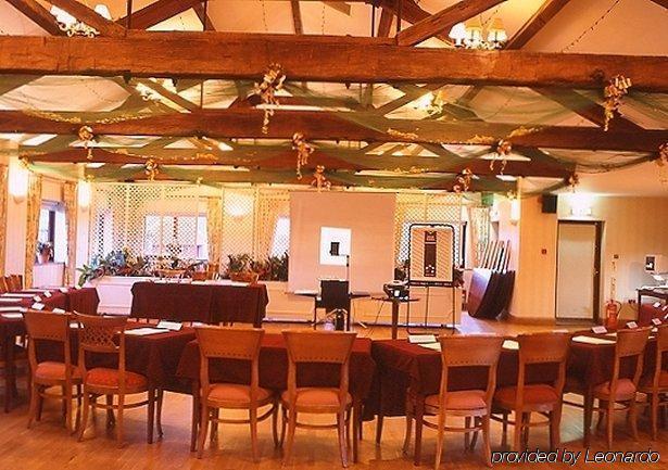 Marwell South 3*